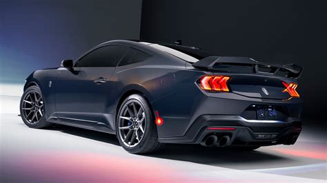 2024 ford mustang gt wing
